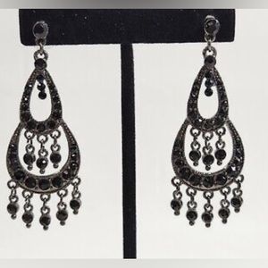 Chandelier earrings